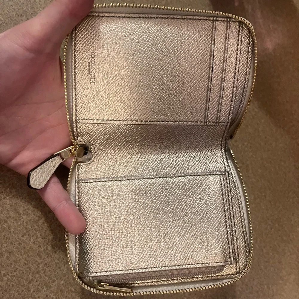 Coach x NASA Space small zip around wallet - Picture 6 of 9